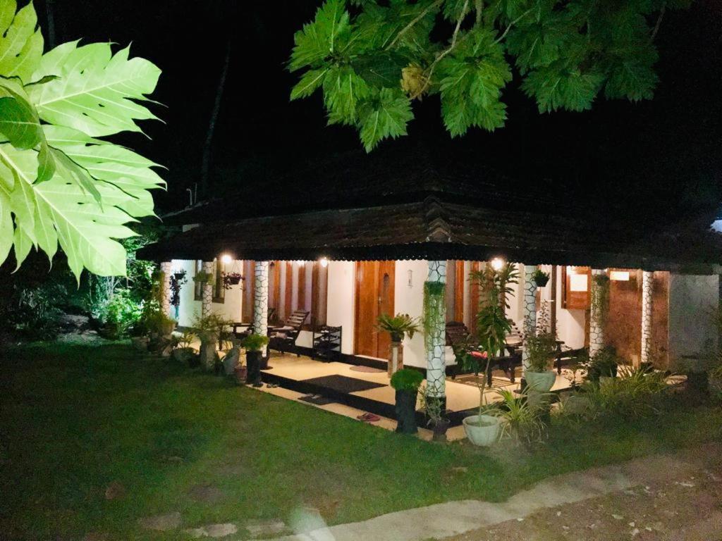 Freedom192 Hotel Weligama Ngoại thất bức ảnh
