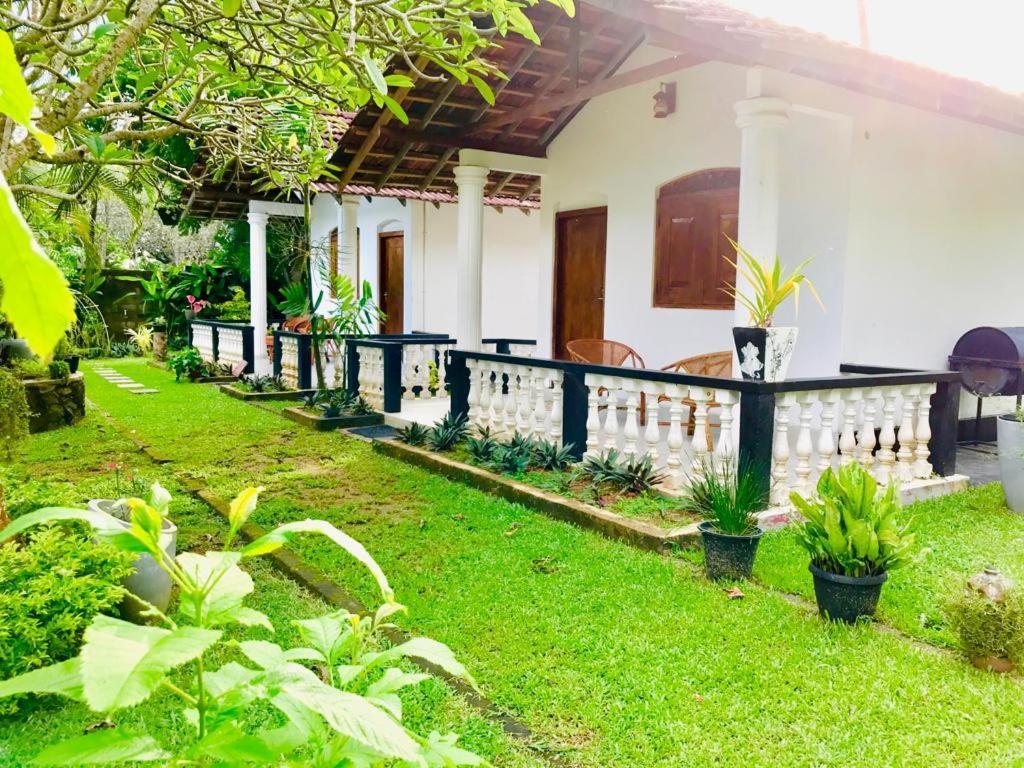Freedom192 Hotel Weligama Ngoại thất bức ảnh